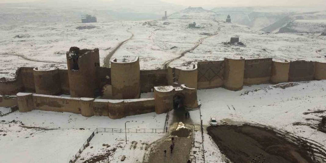 ‘Medeniyetler Beşiği’ olarak anılıyor: 450.000 kişi akın etti, hedef 1 milyonu görmek 3